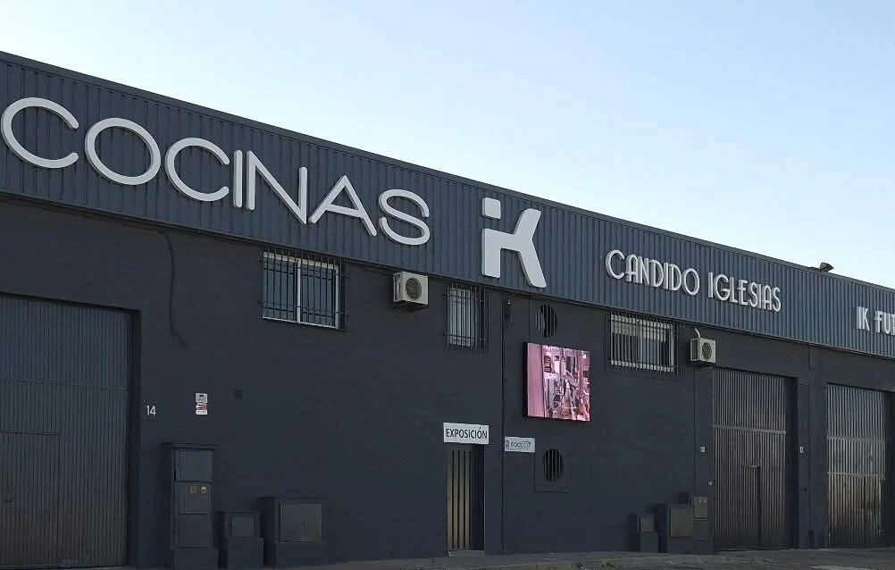 IK FURNITURE TIENDA DE MUEBLES DE COCINA Y BAÑOS MADRID